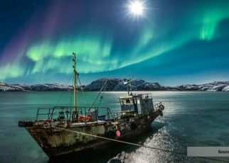Berburu Aurora di Murmansk Rusia
