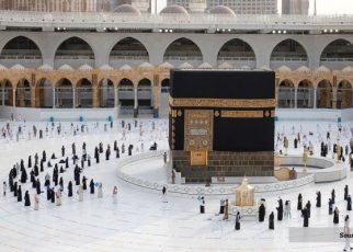 Saudi: Jemaah Umrah RI Penerima Sinovac Harus Terima Vaksin Booster