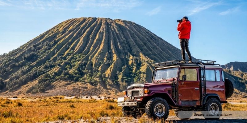 Malam Tahun Baru 2022, Gunung Bromo Tetap Buka Untuk Wisatawan