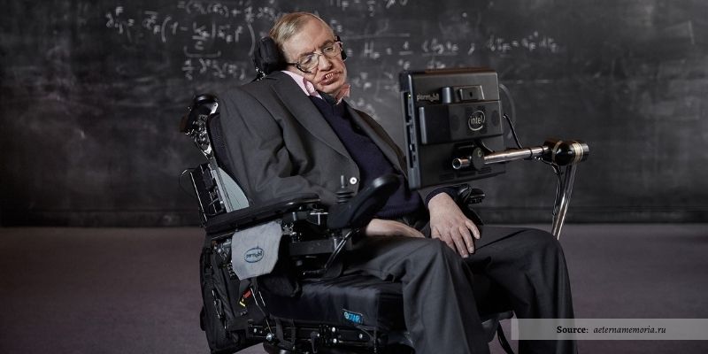 Ilmuwan Hari Ini: Stephen Hawking Sosok Jenius Fisika