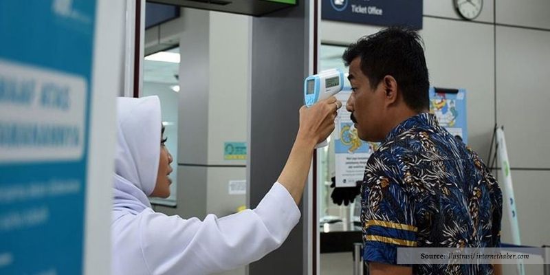 Luhut Tegaskan Transmisi Pandemi Covid-19 ke Endemi Tidak Perlu Terburu