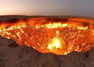 Fenomena Penampakan Lubang Neraka