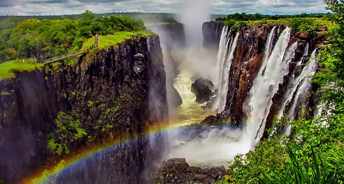 Wisata di Zimbabwe, Negeri Air Terjun Raksasa dan Safari Liar yang Bikin Takjub